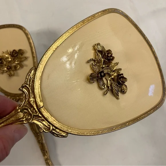 VINTAGE MIRROR & BRUSH SET